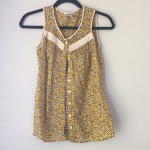 Sleeveless Button Up